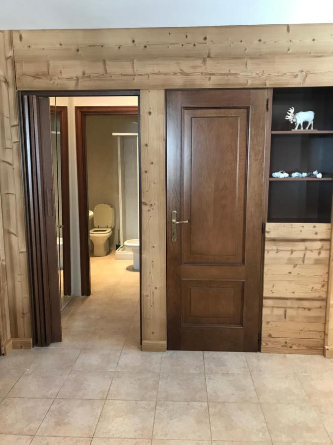 Апартаменти Aroma Di Legno E Profumo Di Neve Брей-Червінія Екстер'єр фото